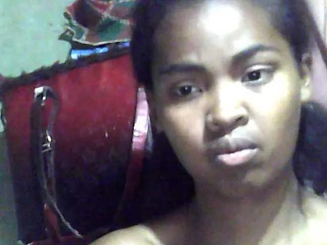 Allycha1 on BongaCams 