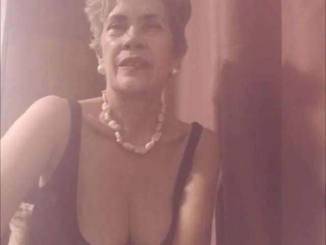 belleblondx on BongaCams 