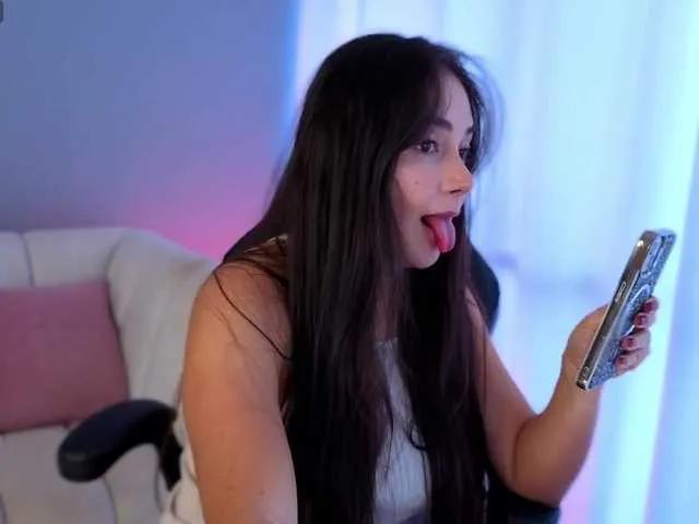 BrookeMiller on BongaCams 