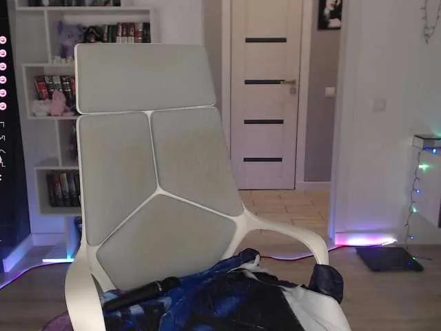 EmmaBryan on BongaCams 