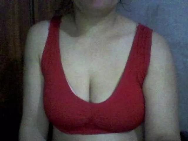 indiagirl50 on BongaCams 