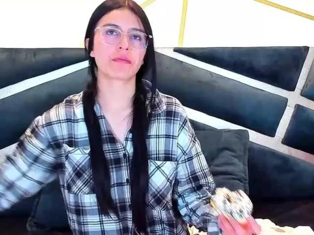 maddy-jacksonw on BongaCams 