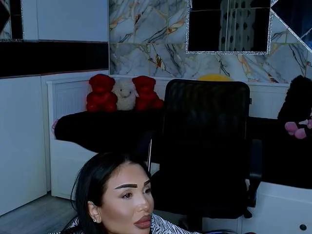 queenmeryem's avatar