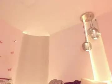 angeline777 — GOAL: Clothes off and start the fun!  [91 tokens remaining] Can you make me flex my big ass on u face?! #bigass #18 #latina #squirt #anal