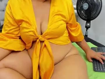 hanna_marshall_ — play with my big tits  [39 tokens left]  Hello guys,I'm tempted to misbehave #bbw #bigboobs #anal #bigass #squirt