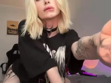 hotchubently — Cute face, filthy fantasies.......pvt open #blonde #skinny #cute #blowjob #trans