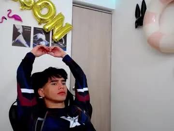 kiss_whitee on Chaturbate 