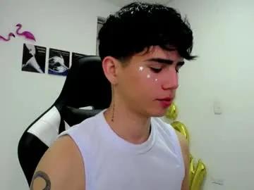 kiss_whitee on Chaturbate 