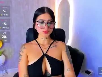luanabonasx — GOAL: plug anal and naked [187 tokens remaining] Today I want to explode jets Triki Triki Halloween #squirt #gemini #lovense #naturalbigboobs #latina