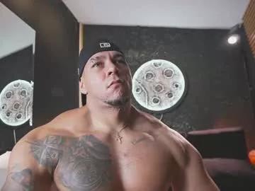 massimowalton2 on Chaturbate 