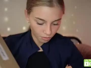 roxxxie_reid on Chaturbate 