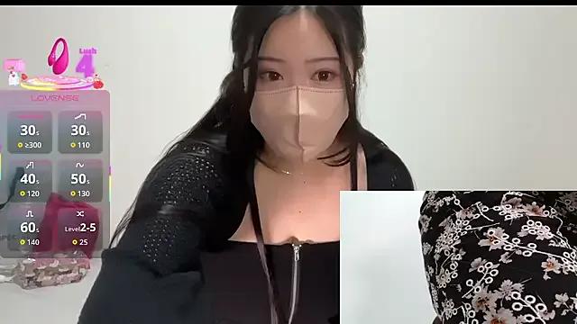 ___momo___0717 on StripChat 