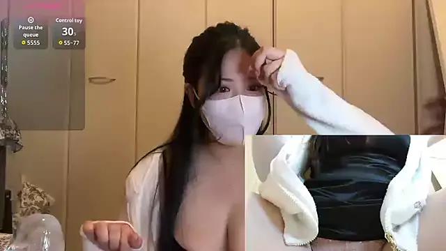 ___momo___0717 on StripChat 