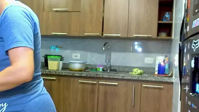 adan_eva960 on StripChat 