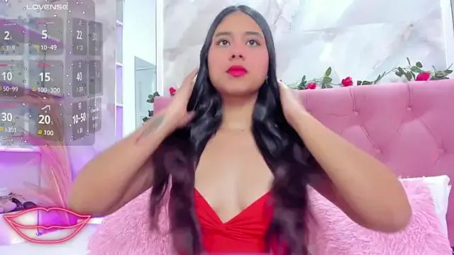 AnnaQueen_ on StripChat 