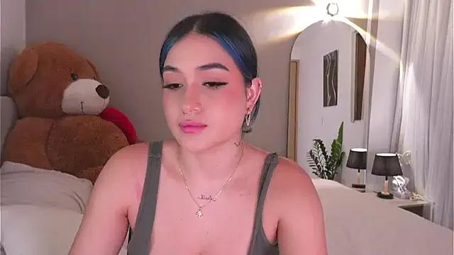 AnnyHizzle on StripChat 