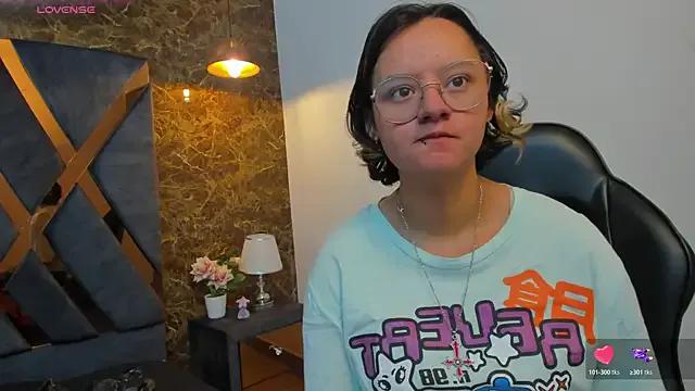 Asami_Hattori on StripChat 