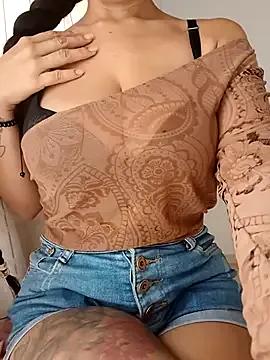 azahara_faraah on StripChat 