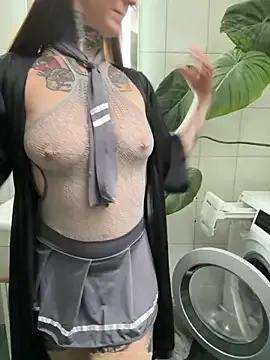 BrownieyQueen — slobby Blowjob+LT 1 clip