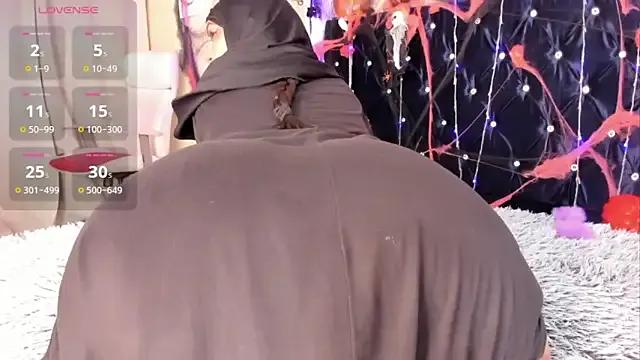 Dana-Alabi on StripChat 