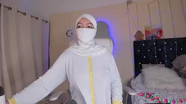 Dana-Alabi on StripChat 