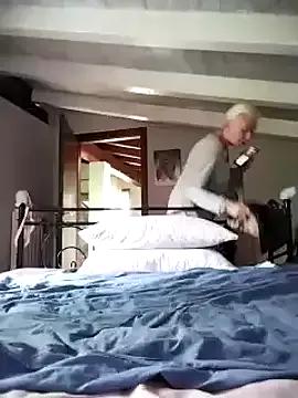 divinaerotica on StripChat 