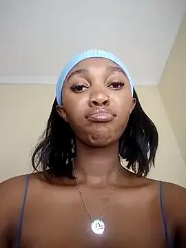 Hannah_107 on StripChat 