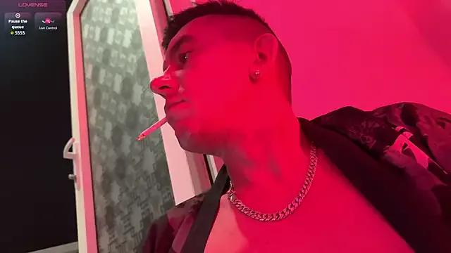 Hella_Hardcorre on StripChat 