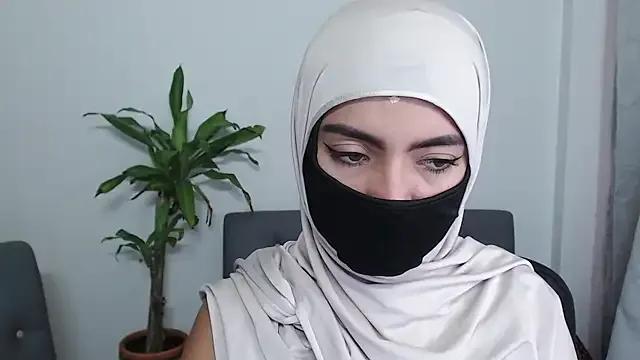 jade_nassar — without clothes