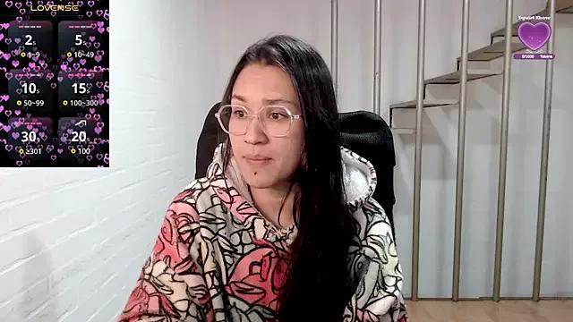 Jessie_Desire on StripChat 