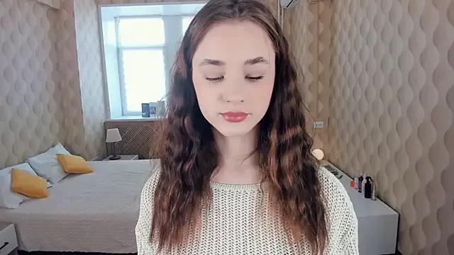 JinnyMcie on StripChat 