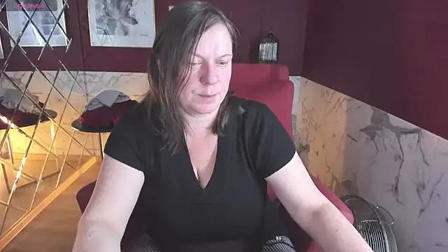 KellyPerfection on StripChat 