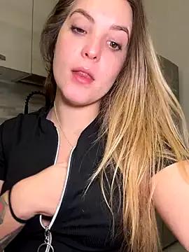 LiliMorganxxx — Tolgo le mutandine / I take off my panti