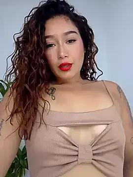 LilithAmber11 on StripChat 