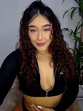 LilithAmber11 on StripChat 