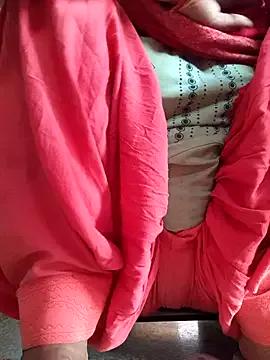 Love-pari077's avatar