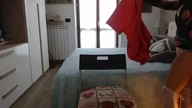 lulu_italy on StripChat 