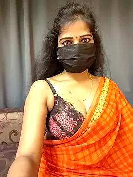 Misss-julli on StripChat 