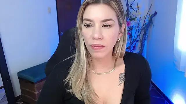 ms_sofia_x — make  me  happy  