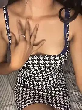pooja-cam1 on StripChat 