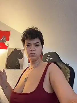 rafamarianoofc — mostrar o peitao