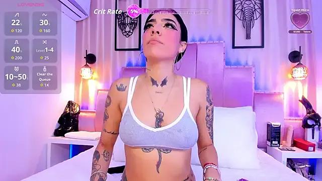 SamanthaAdele on StripChat 