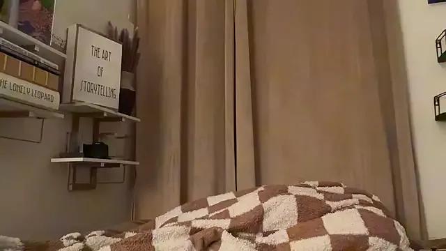 Sanaawest on StripChat 