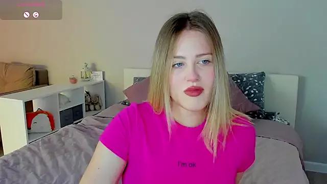 Sassy_Talkin_ on StripChat 