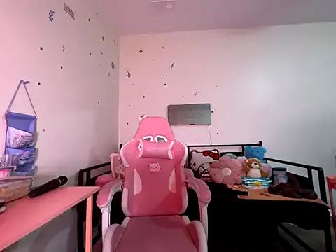 VixenCapri — Get fucked doggy